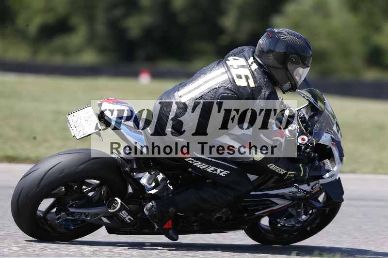 /44 09.08.2025 Plüss Moto Sport ADR/Freies Fahren/48